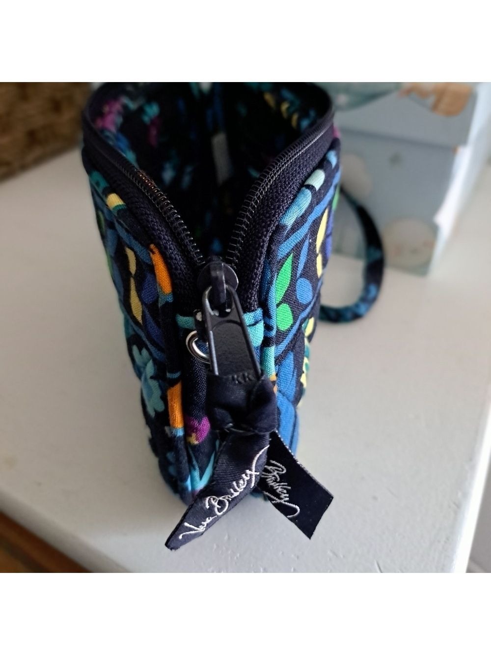 VERA BRADLEY midnight garden wristlet wallet purse quilted floral expandable - Picture 8 of 9